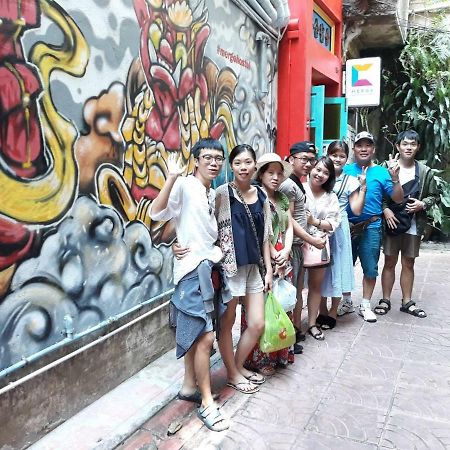 Stash Hostel Bangkok Exterior foto